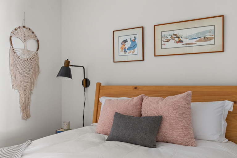 Bedroom 3, 22 Village Run 3 Bedroom Condo by RedAwning, Washington