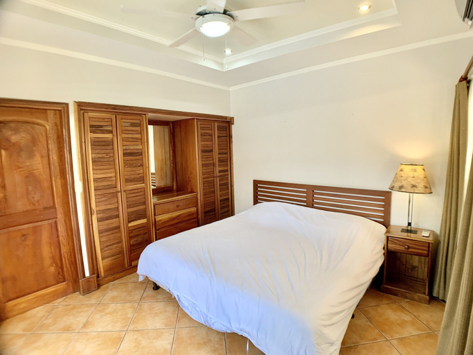 Others 3, Villa Arenas: Private Pool & Easy Beach Access in Jaco by RedAwning, Garabito