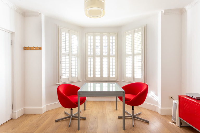 Others 5, Kensington Designer Studio, London