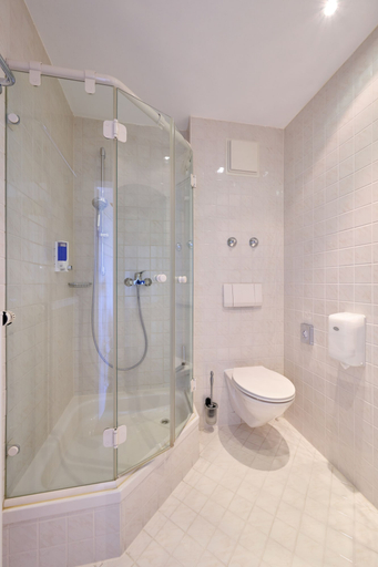 Bathroom 5, Tafernwirtschaft Hotel Schönbrunn, Landshut