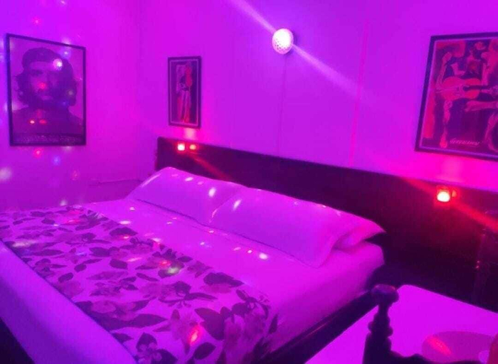 Bedroom 3, Hotel el Che No apto para corruptos, Azogues