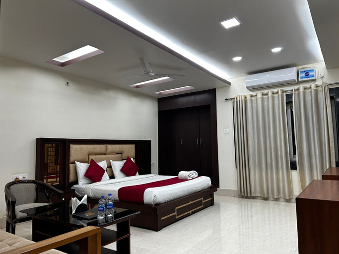 Bedroom 2, The Heritage, Dumka