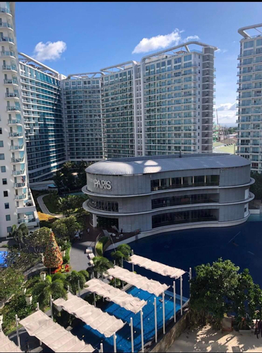 Azure Tropez 1702 -Paris Hilton Condominiums, Parañaque