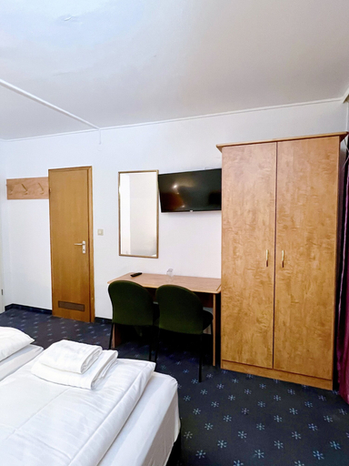 Bedroom 2, Hotel Neo Cologne Bonn Airport, Rheinisch-Bergischer Kreis