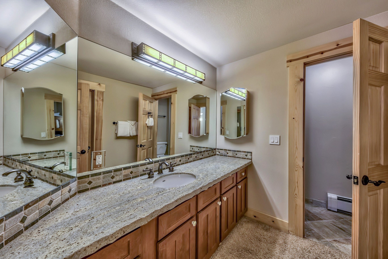 Bathroom 4, R101 Timber Ridge, Alpine