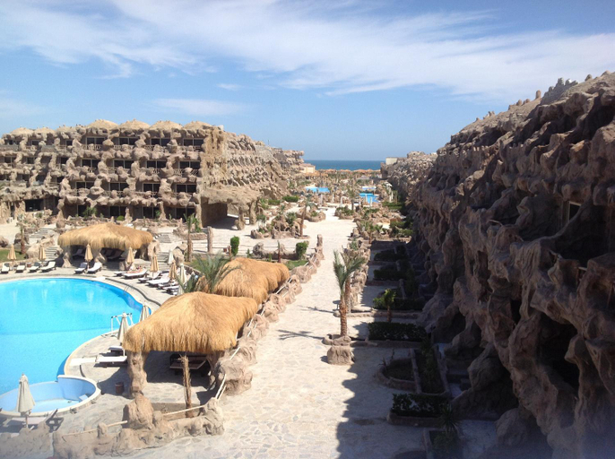 Sport & Beauty 2, Caves Beach Resort Adults Only, Al-Ghurdaqah