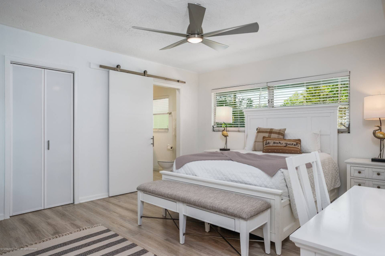 Bedroom 3, Gorgeous Grove Contemporary Family Home, Sarasota