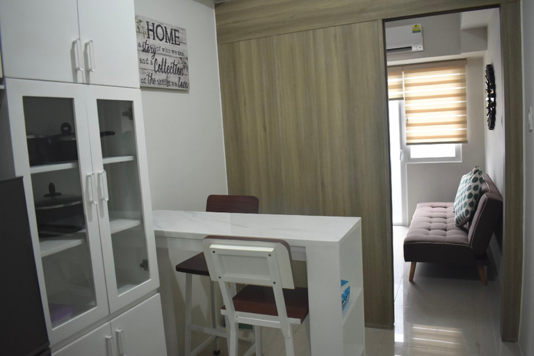 Others 4, SM Field Residences, Parañaque