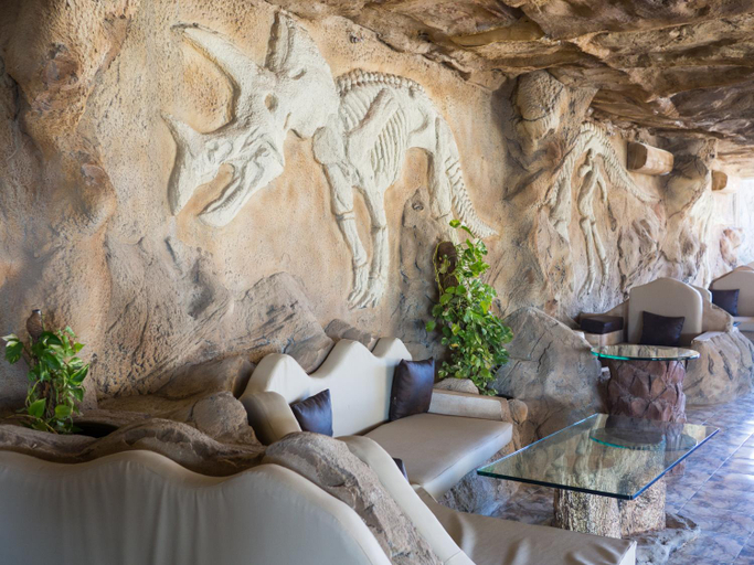 Public Area 4, Caves Beach Resort Adults Only, Al-Ghurdaqah
