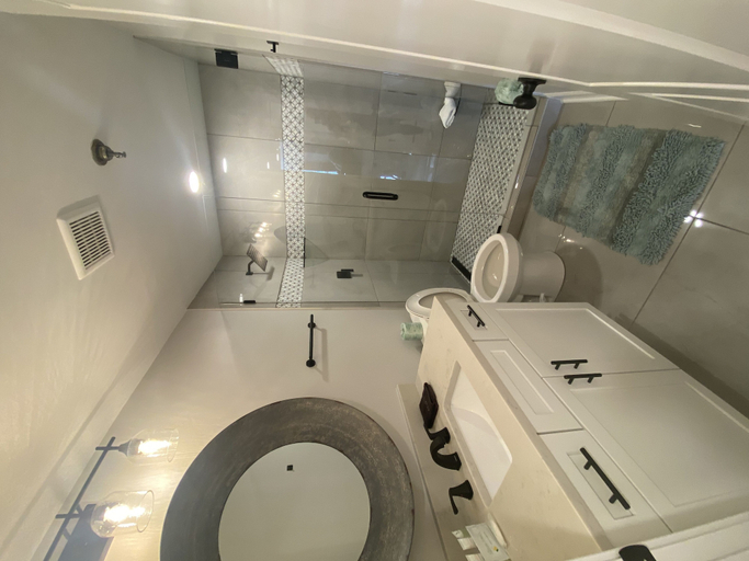 Bathroom 4, 111 3bd 3 Bedroom Condo by RedAwning, Sevier
