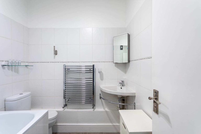 Bathroom 2, Kensington Designer Studio, London