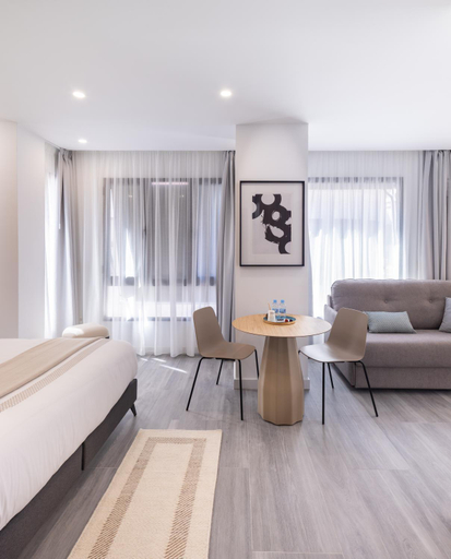 Others 3, Jerusalen Suites Alicante, Alicante