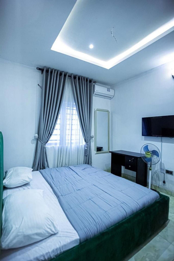 Bedroom 2, Immaculate 3-bed Duplex Apartment in Lagos, Shomolu