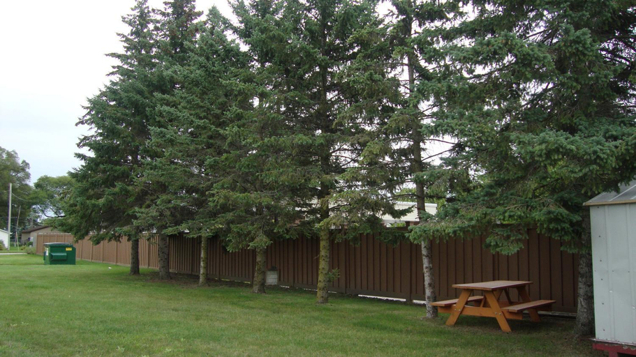 Others 5, Pinconning Trail Inn Motel, Bay