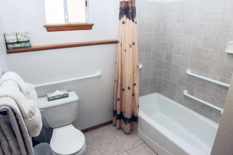 Bathroom 3, Timber Creek Chalets: 11 1 Bedroom Chalet, Larimer