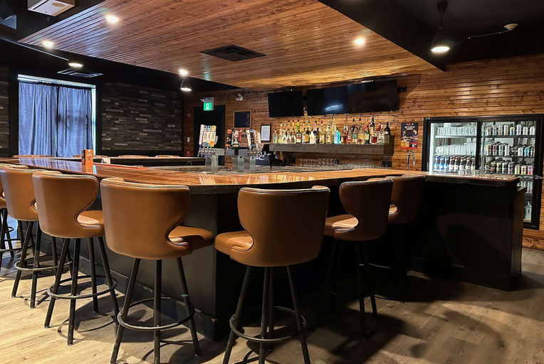 Food & Drinks 5, Ramada By Wyndham Estevan, Division No. 1