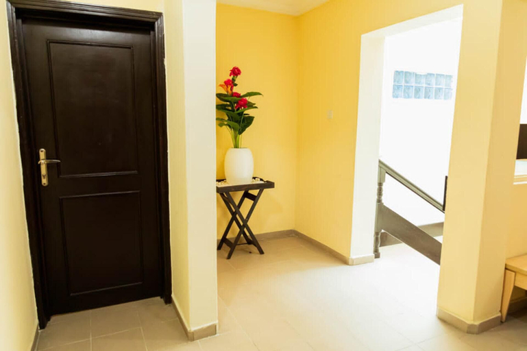 Others 5, Captivating 3-bed Apartment in Lagos, Eti-Osa