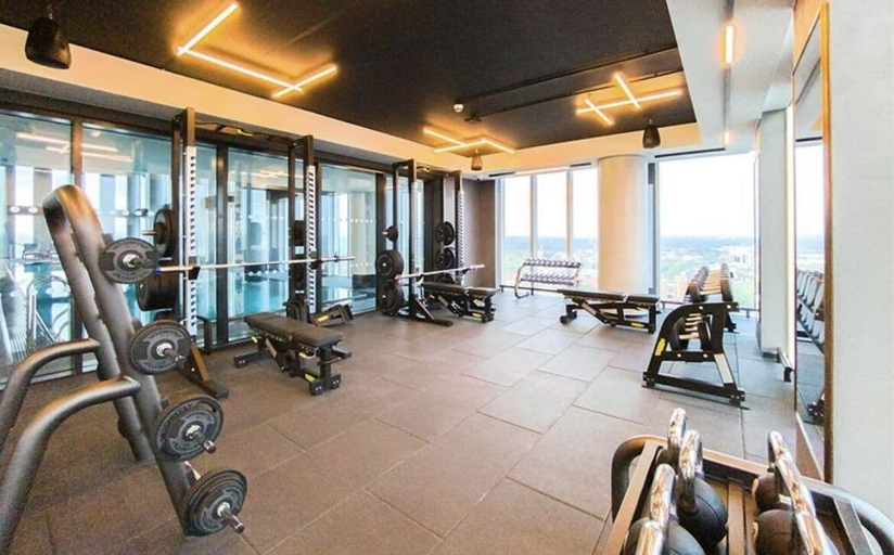 Others 5, Luxury Spa Apartment in Manchester - Rooftop Swim, Manchester