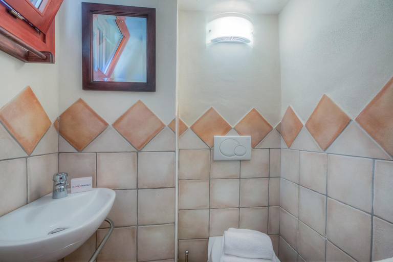 Bathroom 3, La Piccola Casa Dell'Uva Fragola next to the Lake - Happy Rentals, Novara