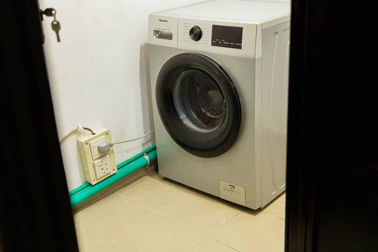 Bathroom 5, Captivating 3-bed Apartment in Lagos, Eti-Osa