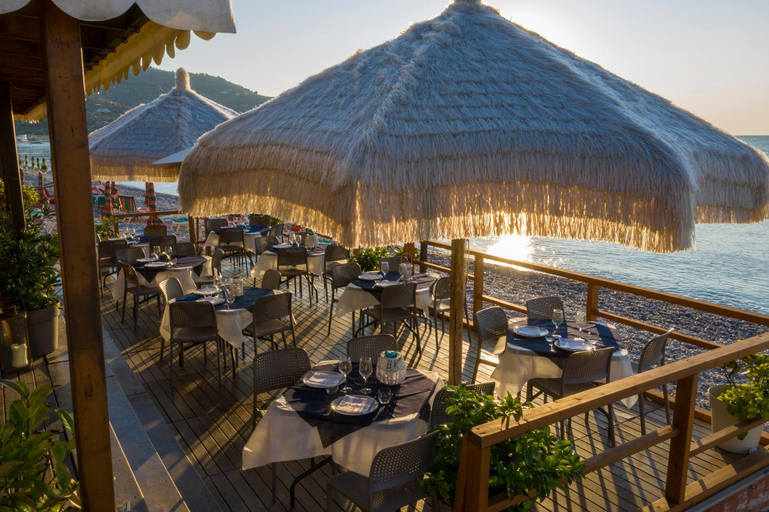 Food & Drinks 5, Holiday Apartment orchidea with swimming pool and private beach -3, Foggia