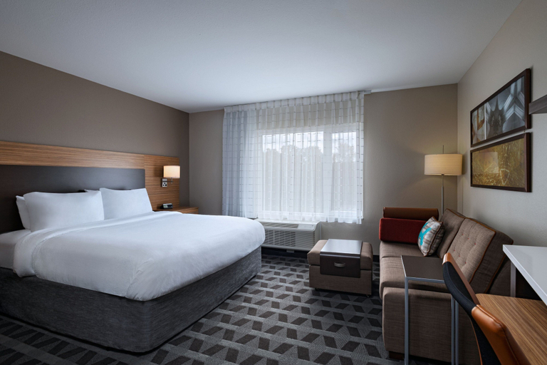 Bedroom 2, TownePlace Suites by Marriott Edgewood Aberdeen, Harford