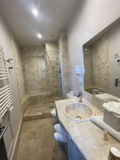 Bathroom 5, Brit Privilège Le Victoria Boutique Hotel, Drôme