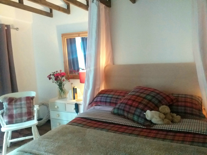 Bedroom 2, House - Sleeps 2, pet Friendly & Free Parking, Kingston upon Hull
