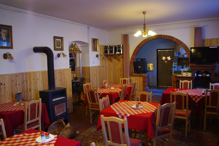 Food & Drinks 5, Vadszolo Szallo es Etterem Bakonybel, Zirc