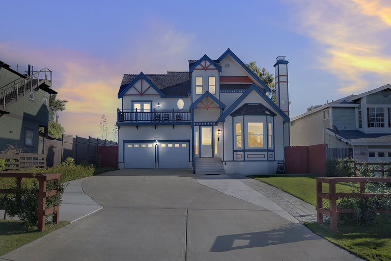 Exterior 5, Talal R Muhtaseb, San Diego