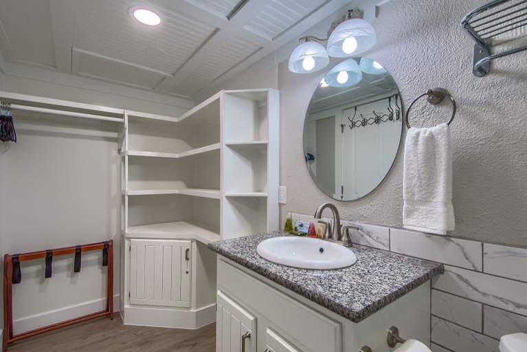 Bathroom 4, River Hippie Rrc A302 2 Bedroom Condo by RedAwning, Comal