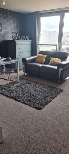 Others 5, Immaculate 1-bed Apartment in Milton Keynes, Milton Keynes