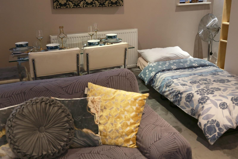 Bedroom 2, Home In Birmingham New Street, Birmingham