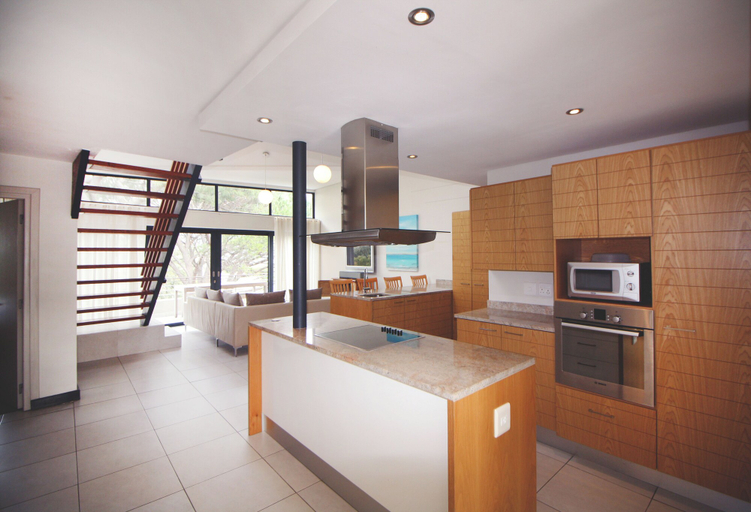 Others 2, Three Bedroom Apartment in Camps Bay, City of Cape Town