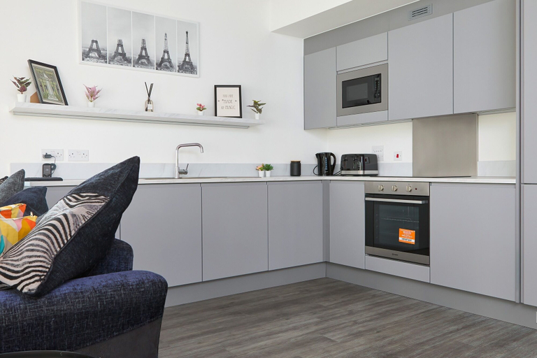 Others 5, Immaculate 2-bed Apartment in London, London