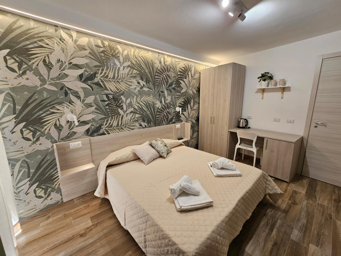 Others 3, ZAFFIRO'S HOUSE, Palermo