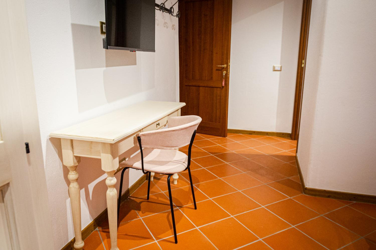 Others 5, B&B Casa del Pietro, Arezzo