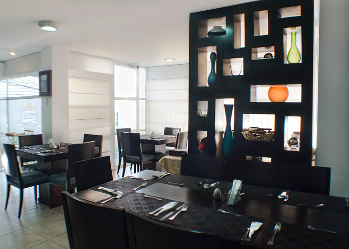 Food & Drinks 3, Hotel MC Suites - Confort cerca del Aeropuerto, Guayaquil