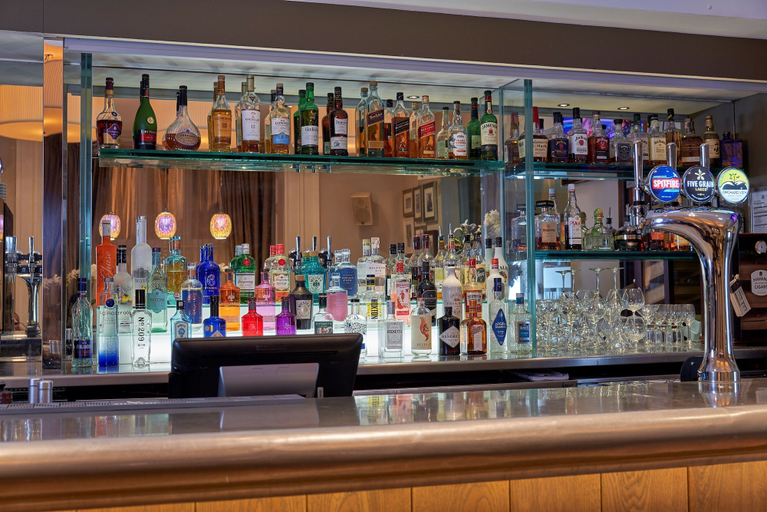 Food & Drinks 4, Mandolay Hotel Guildford, Surrey