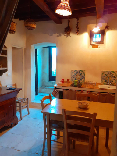 Kitchen 5, Posta Santa Croce, Barletta-Andria-Trani