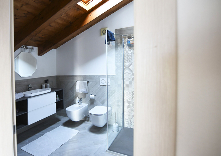 Bathroom 3, Ca'del Fico, Como