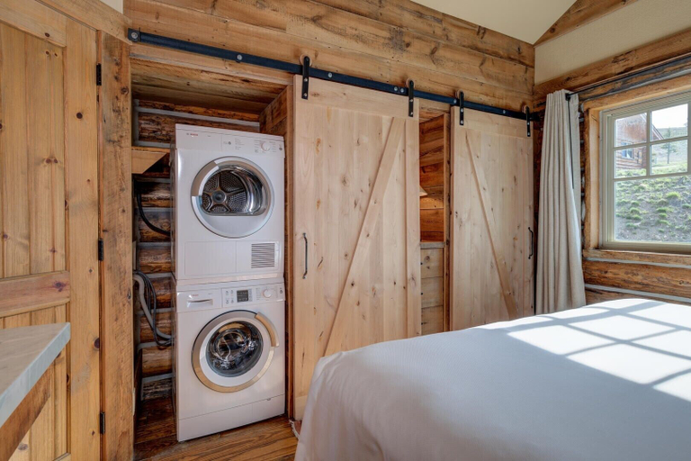 Laundry, 9 Cabin Hollow 2 Bedroom Home by Moonlight Basin Lodging, Madison