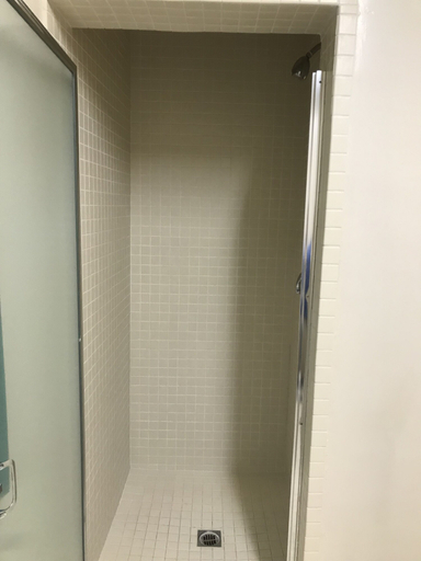 Bathroom 4, Sunrise Inn Turlock, Stanislaus