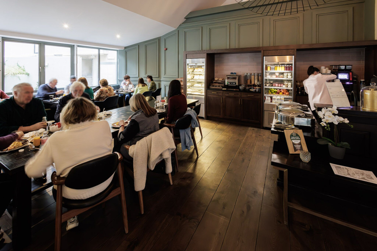 Food & Drinks 5, The House Hotel