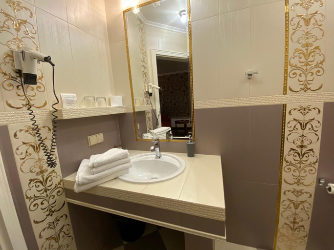Bathroom 4, Hotel Palac Borynia, Jastrzębie-Zdrój