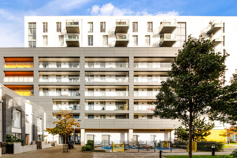 Exterior & Views, Stunning 2-bed Apartment in London, London