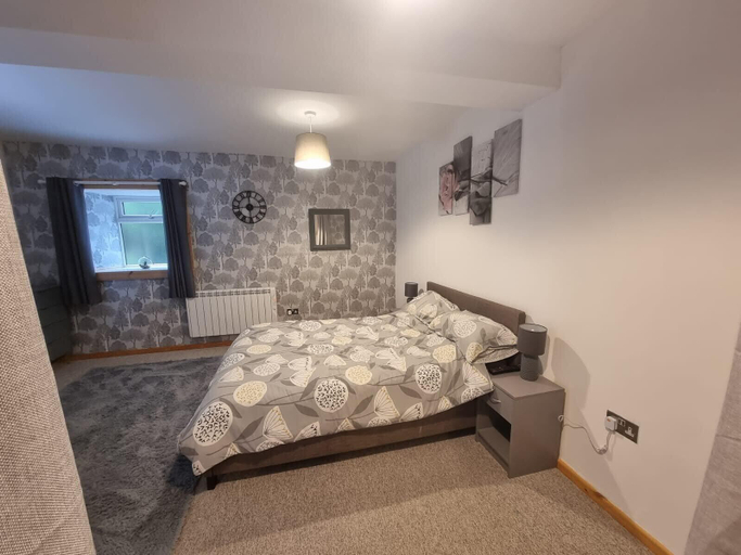 Bedroom 3, Stunning 2-bed House in Saint Columb, Cornwall
