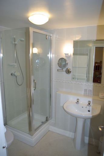 Bathroom 3, The Pheasant Inn, Northumberland