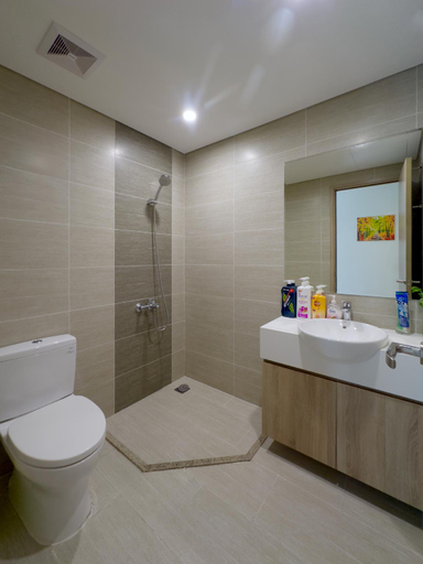 Bathroom 3, Vinhomes Grand Park - Rose Homestay - District 9, District 9