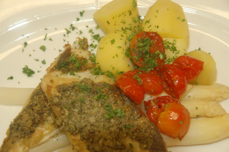 Food & Drinks 5, Hotel-Ferienwohnungen Cafe Maarblick, Vulkaneifel